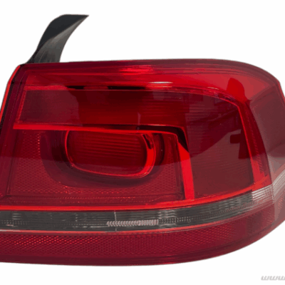 Schlussleuchte Rückleuchte Rücklicht rechts VW Passat 3AE945096F